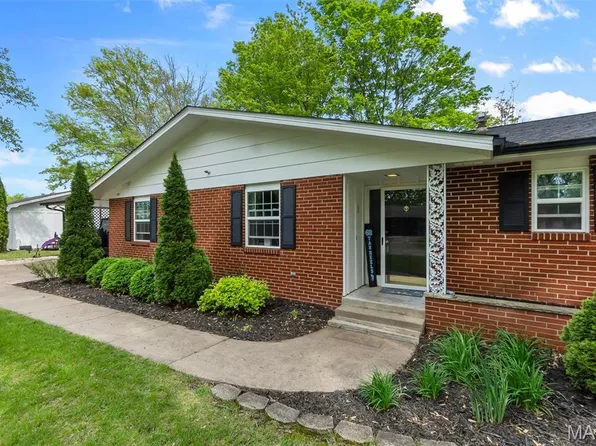 1823 Westridge Dr, Cape Girardeau, MO 63701
