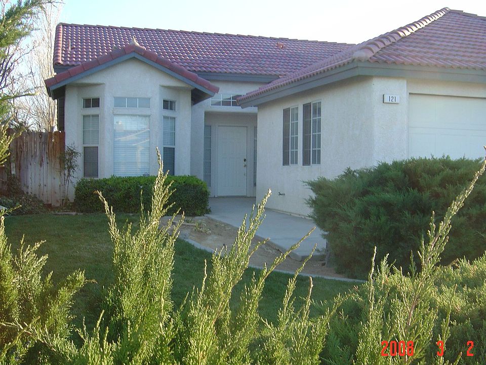 121 Kathy Ave.