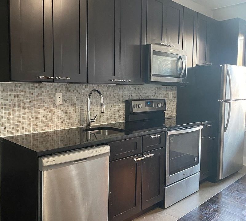 1st image of 31 E 21st St #G3