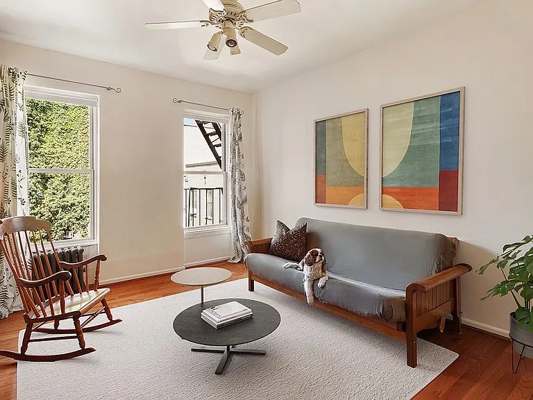 715 9th Ave #4RS — Photo 2