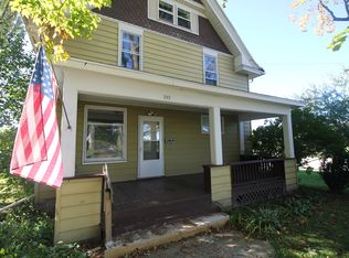 205 Linwood Ter #A, West Bend, WI 53095