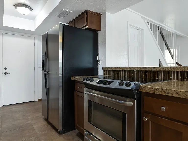 1820 E Frier Dr #2 — Photo 15