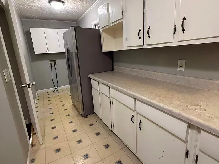 3549 Wilton Ave — Photo 1