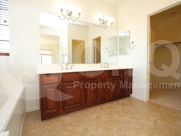 4598 S Burma Rd — Photo 23