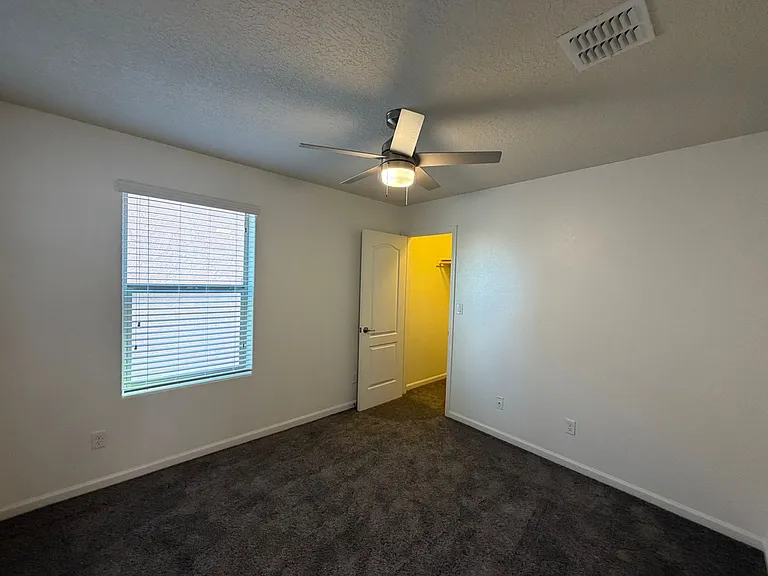 154 Prado Verde Ct NE — Photo 17