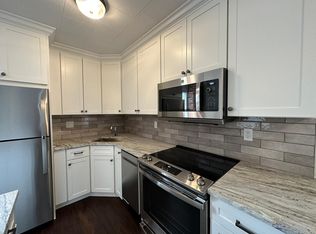 429 Lenox Rd, Huntington Station, NY 11746