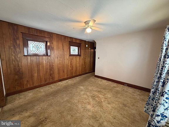 4th image of 1604 Hamilton Ave