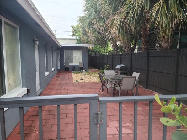 49 E 27th St APT 1