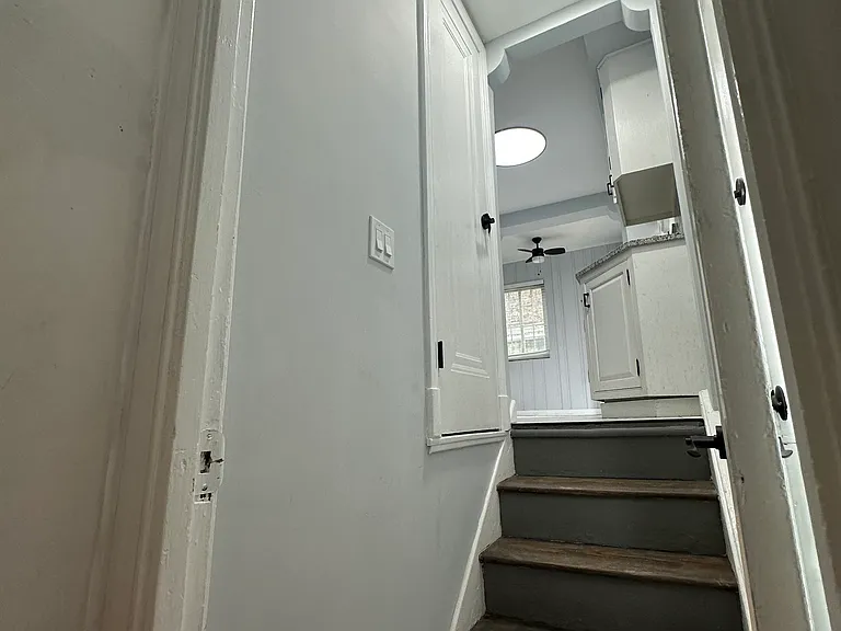 3891 Beechwood Blvd — Photo 23