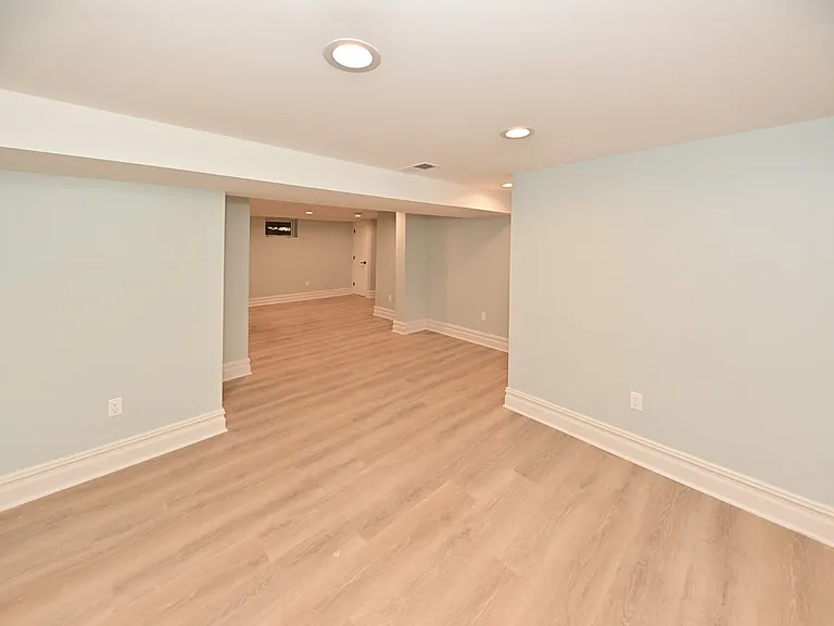 190 Madison Ave #1 — Photo 12