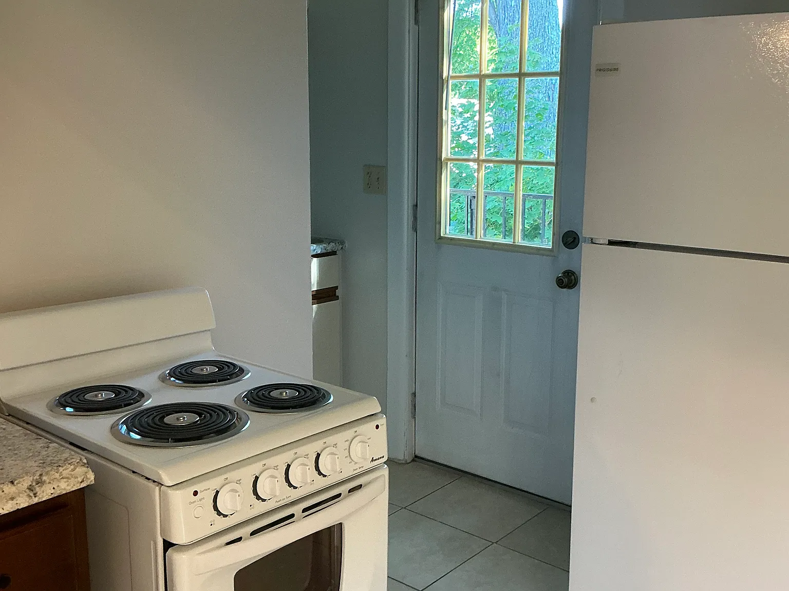 1 bed, $1,400 — Photo 3