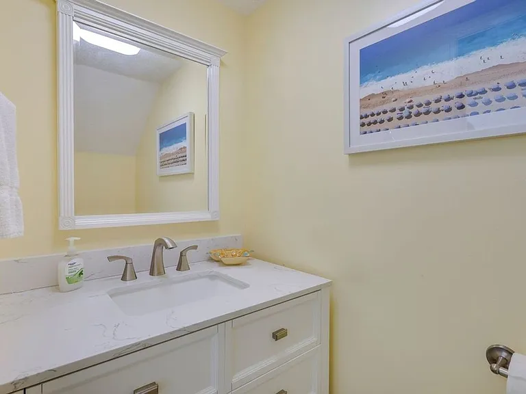 1000 Sea Island Rd #37 — Photo 9