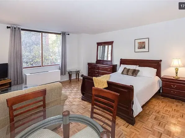393 West 49th Street image 1 of 20
