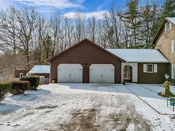 4th image of 312 Hensley Eller Rd