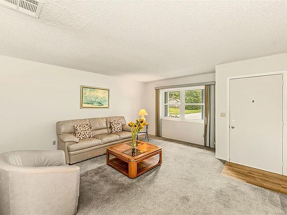 2nd image of 2560 ELDERBERRY DRIVE