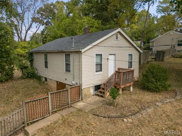 10651 Thorpe Ave, Saint Louis, MO 63114