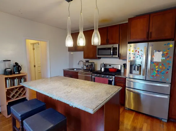 286 Concord Ave APT 1B, Cambridge, MA 02138