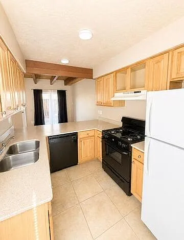 13313 Fruit Ave NE #A — Photo 3