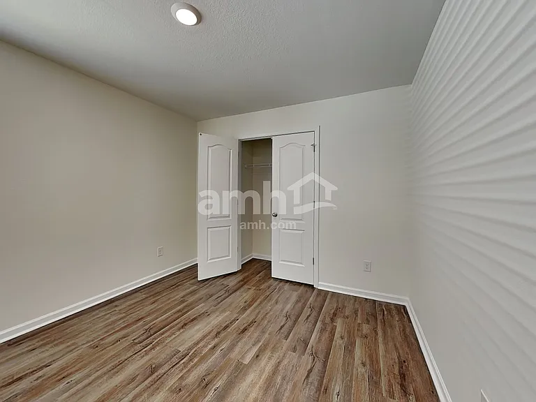 2053 Southlea Dr — Photo 19