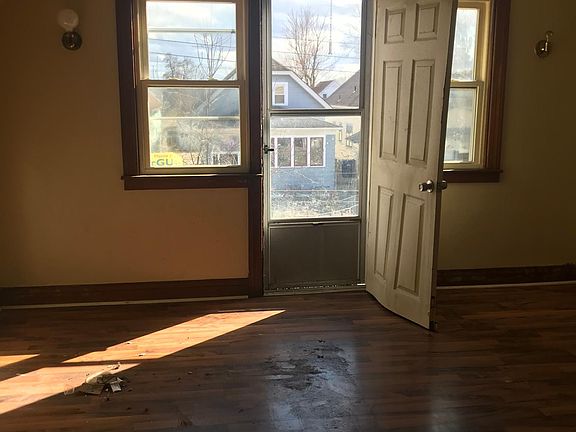 3rd image of 66 Bogardus St