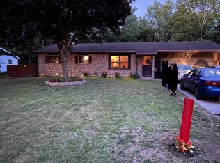 1215 S Miller Rd, Saginaw, MI 48609