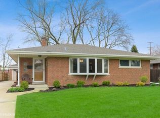 1790 Evergreen Ln, Park Ridge, IL 60068