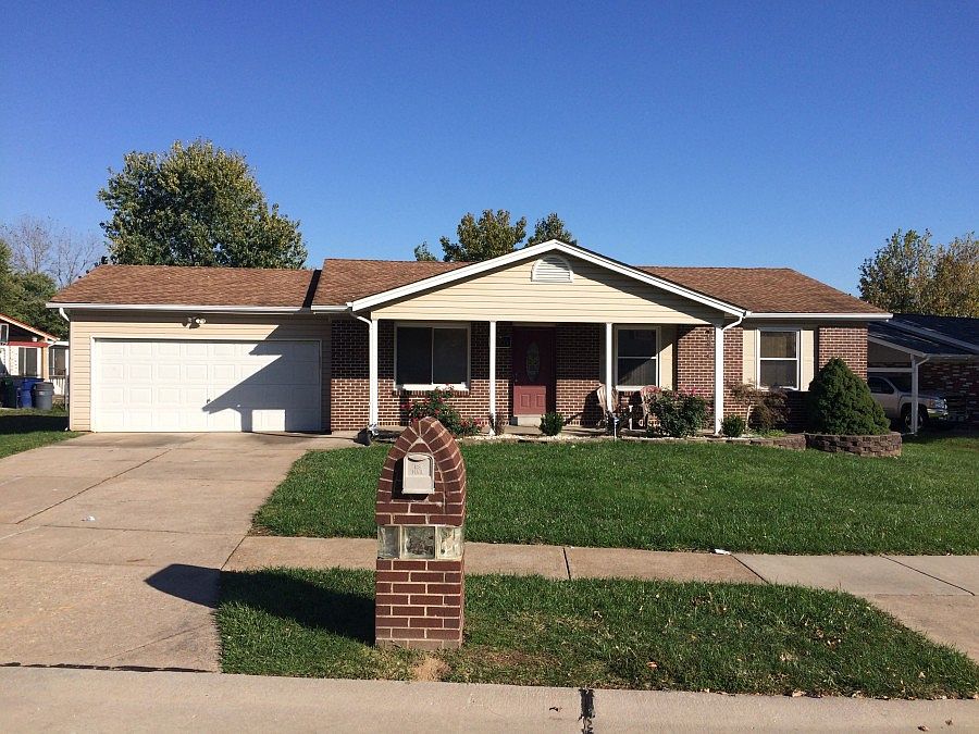 1st image of 2201 Larbrook Dr