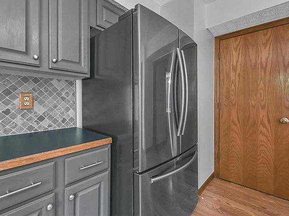 5th image of 7738 Macrenan Ln