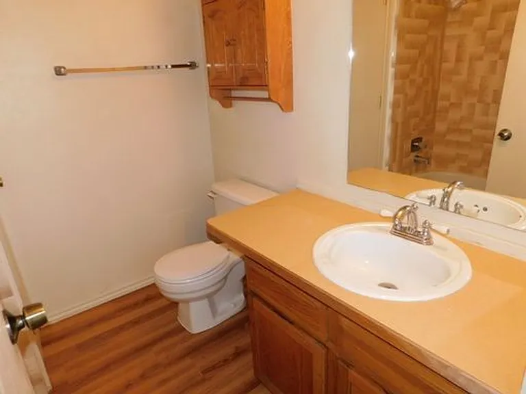 2426 Allegheny Dr — Photo 7