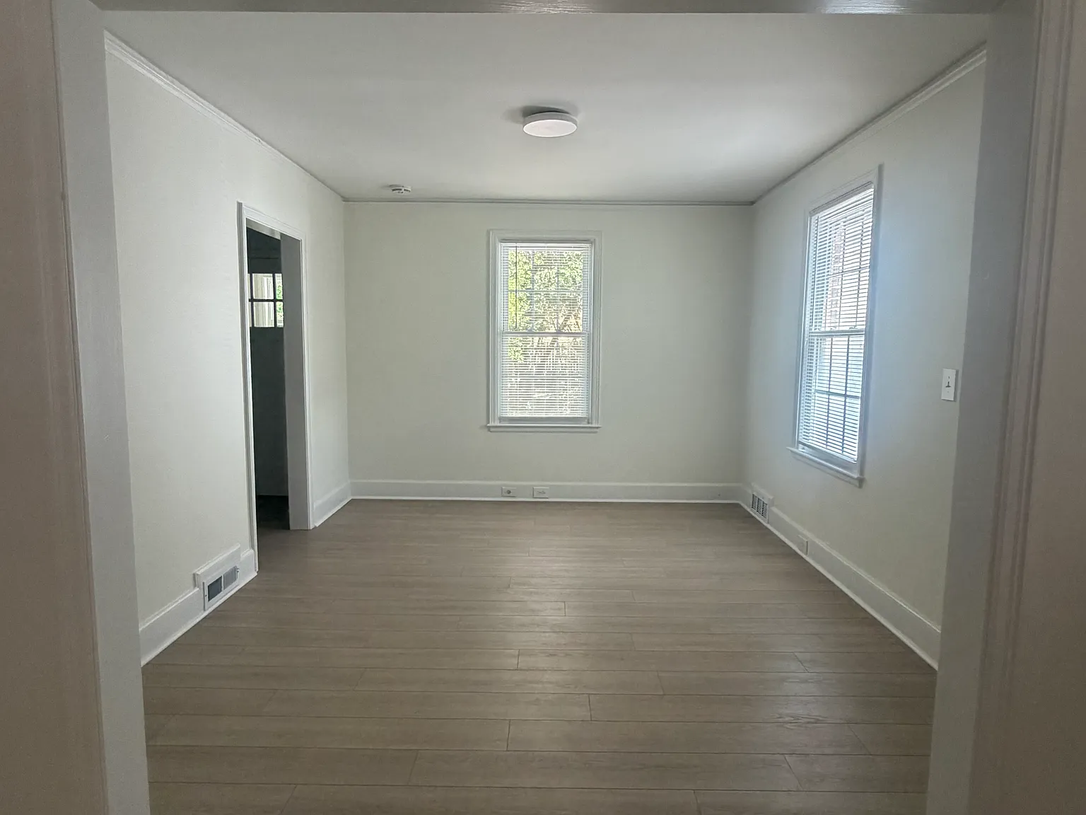 2 bed, 1451 sqft, $2,800 — Photo 4