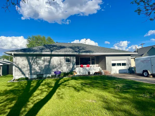 722 S Ridge Ave, Minden, NE 68959