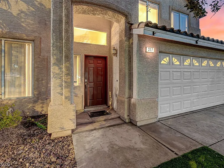 317 Greenleaf Glen St — Photo 46