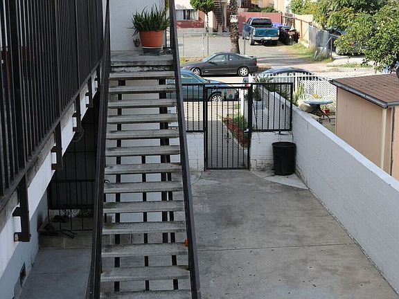 3rd image of 4133 48th St #1-9