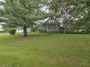 211 S 29th St, Decatur, IL 62521