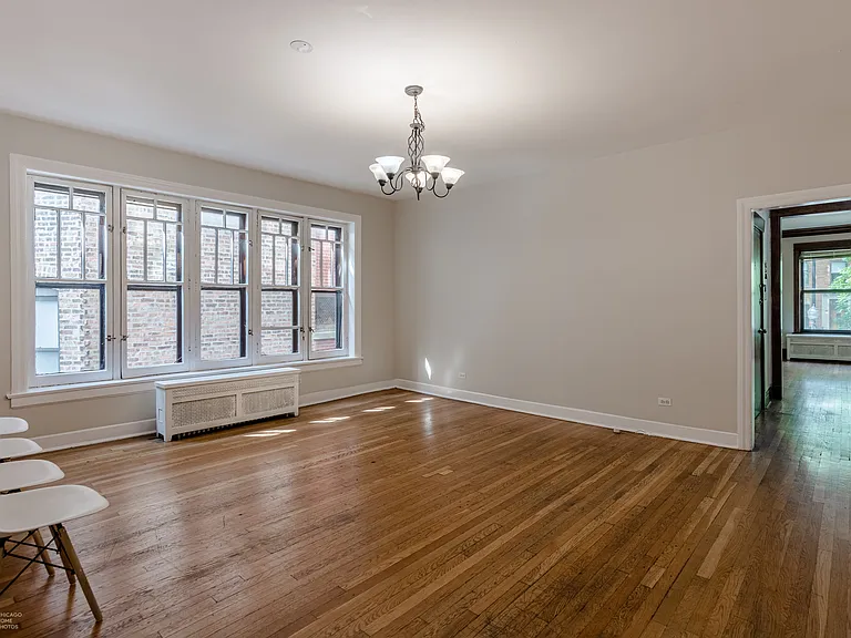 5211 S Greenwood Ave #2 — Photo 14