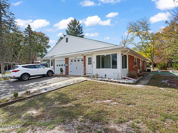 2nd image of 195 Laurel Drive #D