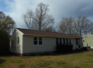 1007 River St, Jacksonville, NC 28540