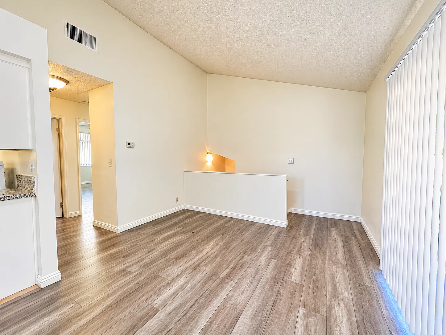 2 bed, 1225 sqft, $2,295 — Photo 4