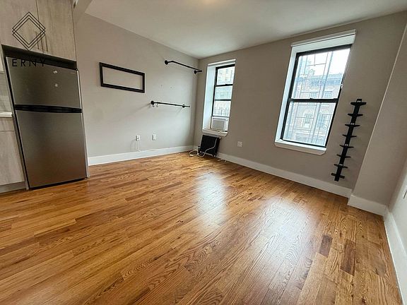 3rd image of 195 Underhill Ave #5H
