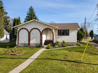 5009 W 45th St, High Prairie, AB T0G 1E0
