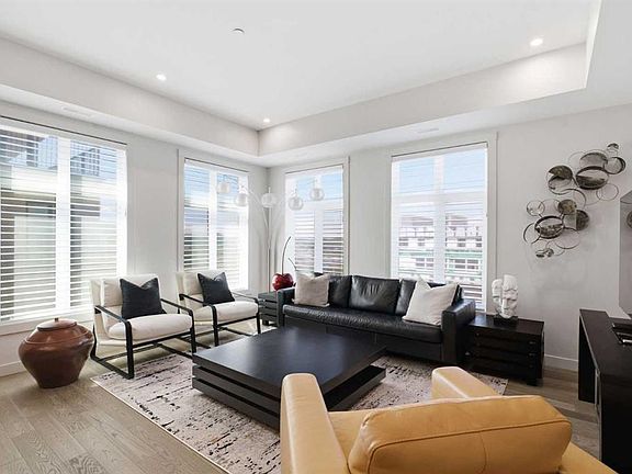 4th image of 105 N Lebel Cres NW #301