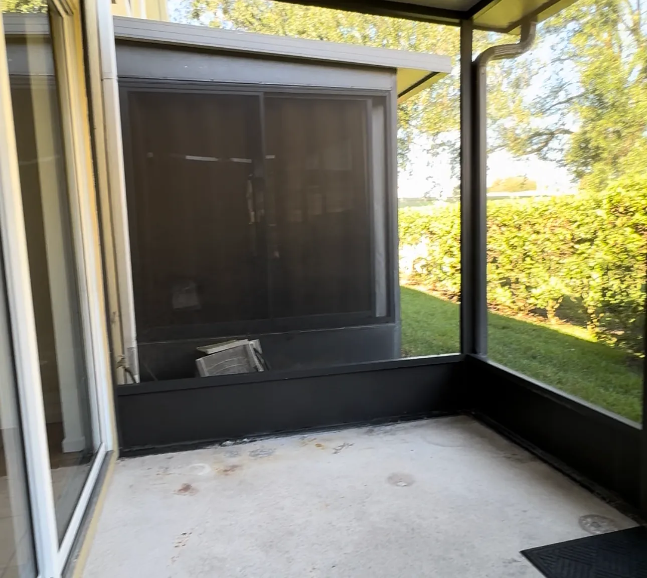2 bed, 2.5 bath, 1550 sqft, $2,100 — Photo 3