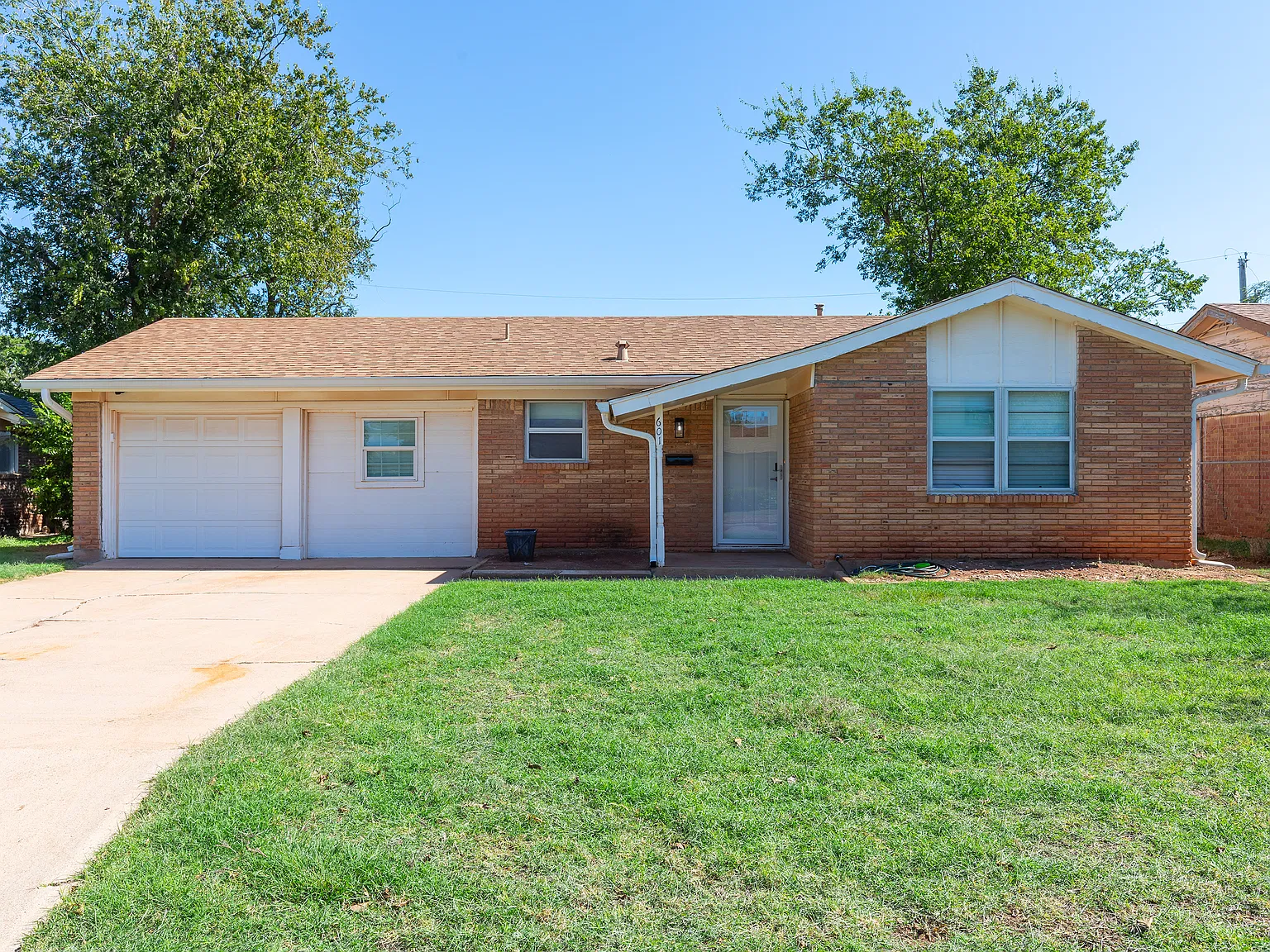 4 bed, 1814 sqft, $6,000 — Photo 1