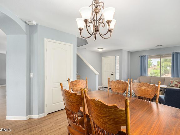 4th image of 43681 W Wade Dr