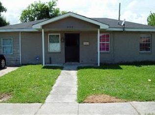 225 Glen Della Dr, Westwego, LA 70094