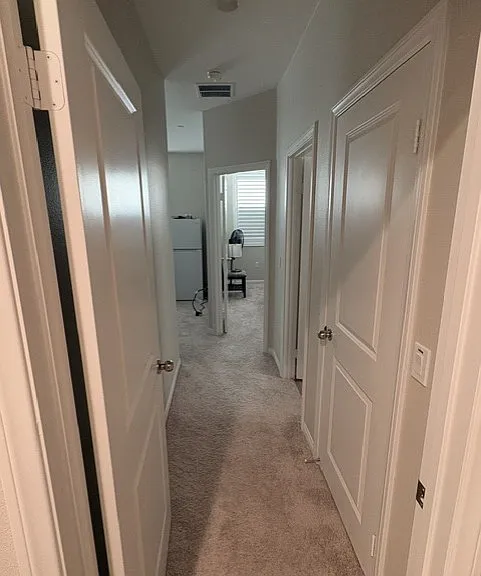 1527 Riverfront St — Photo 2
