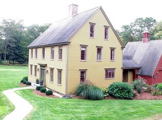 87 Ragged Hill Rd, Pomfret Center, CT 06259