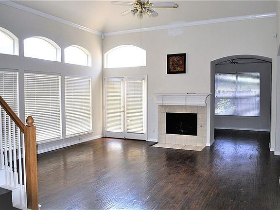 5th image of 3112 Golden Springs Dr