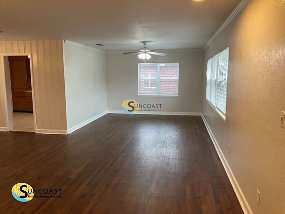 5th image of 1438 Magnolia Cir W
