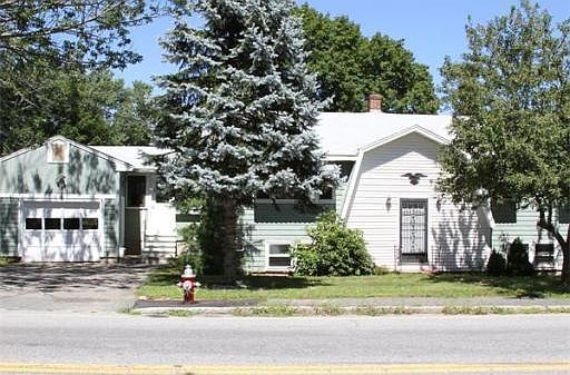 1st image of 839 Lynnfield St